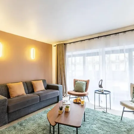 Superb In The Heart Of The 2nd District Of 8p3b * Paris